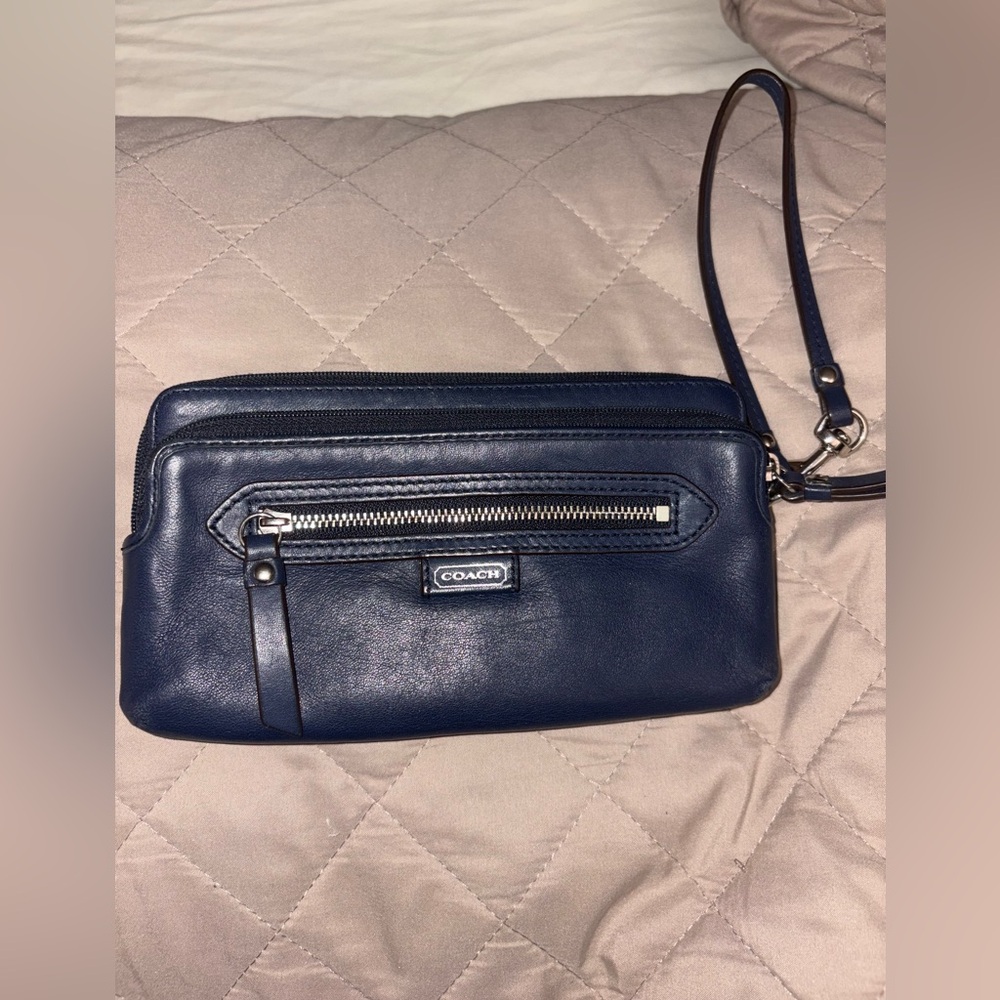 Coach Daisy Navy Blue Double Zip Leather Wristlet Wallet - Picture 9 of 10